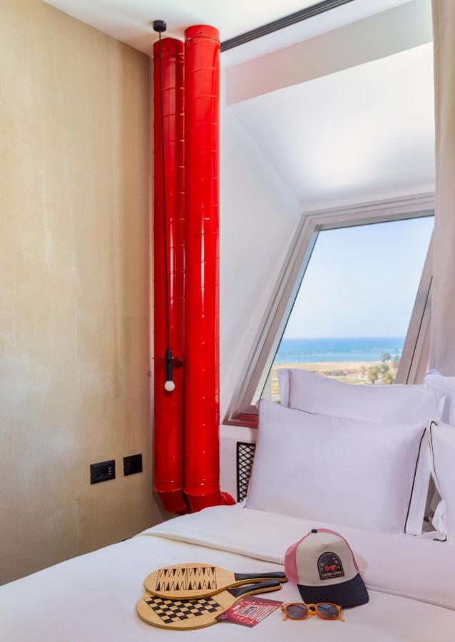 Brown Brut Seafront Hotel, A Member Of Brown 4*