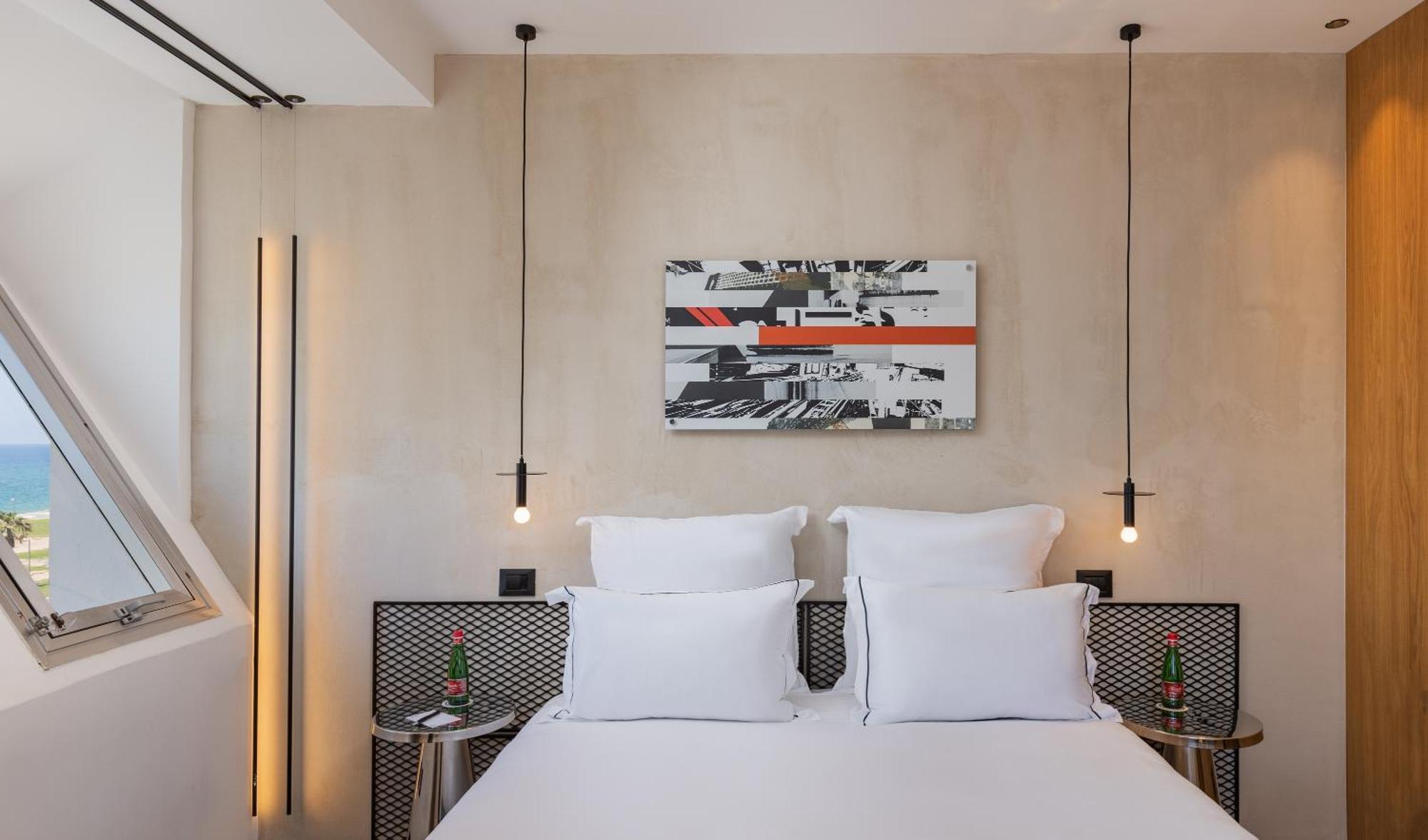 Brown Brut Seafront Hotel, A Member Of Brown Tel Aviv