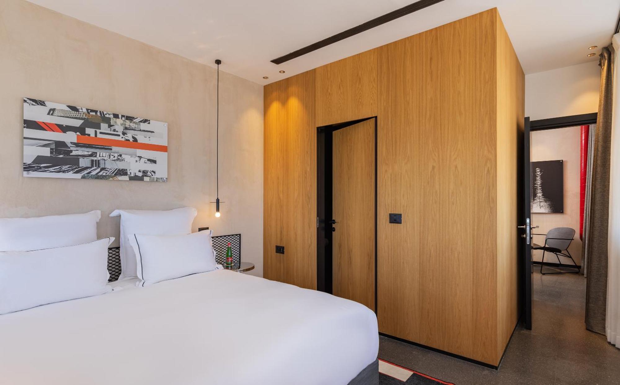 Brown Brut Seafront Hotel, A Member Of Brown Tel Aviv