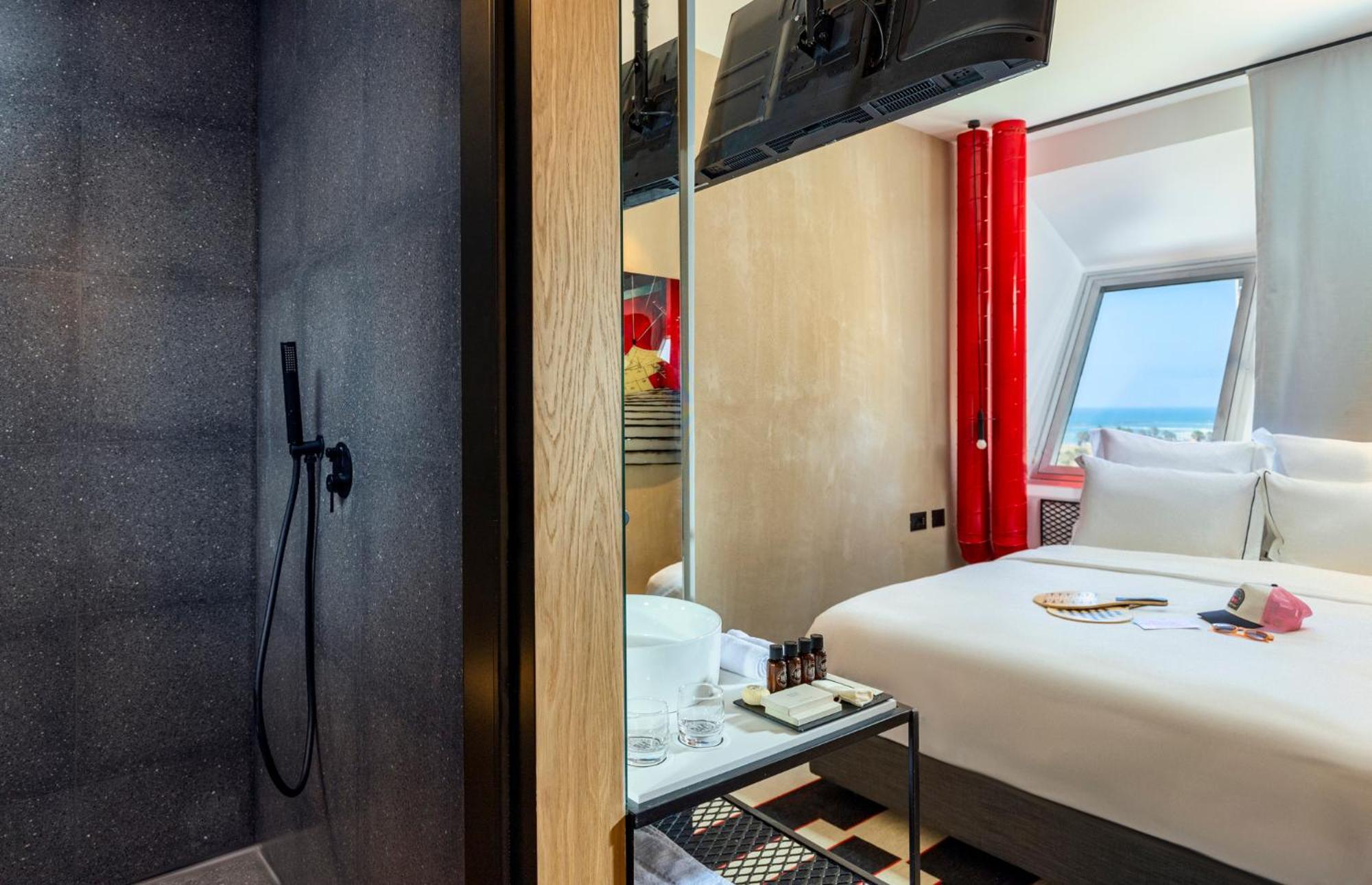 Brown Brut Seafront Hotel, A Member Of Brown Hotel Tel Aviv
